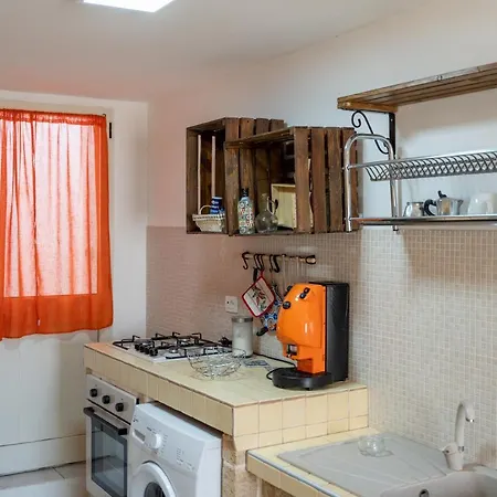 Nicolo House 2 *