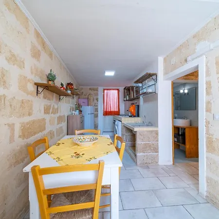 Nicolo House 2 *